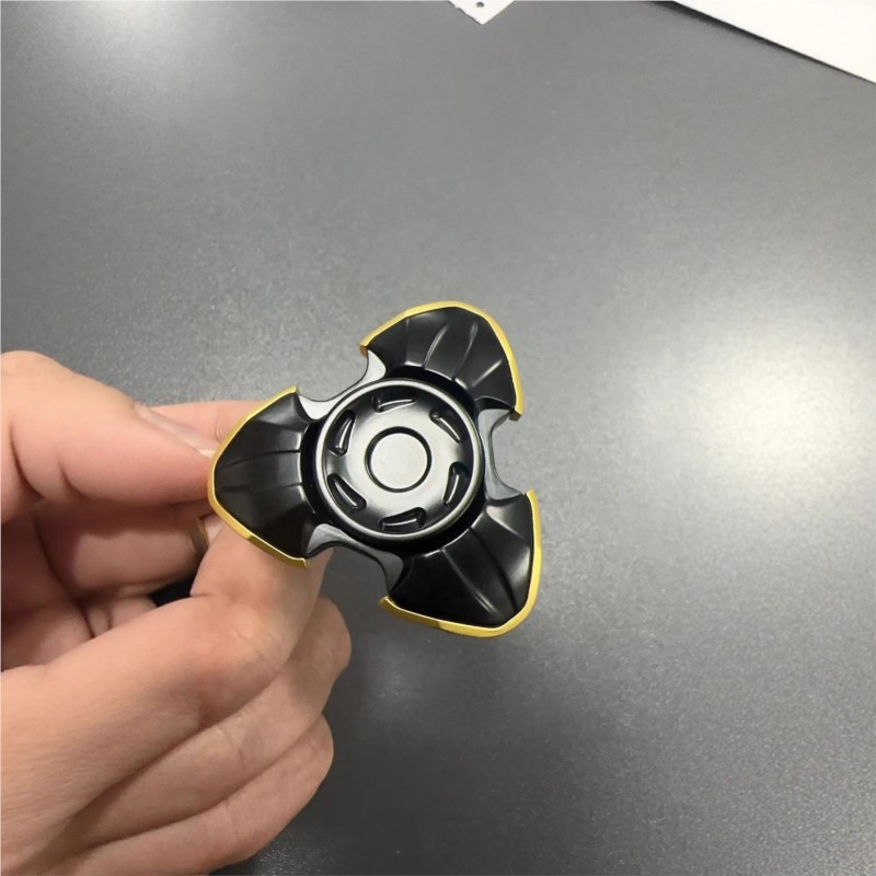 Cool Alloy Fidget Toy EDC Hand - Cool Office Tech Gadgets 评论和价格